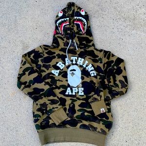 A Bathing Ape CAMO Hooded Sweatshirt sz. SM